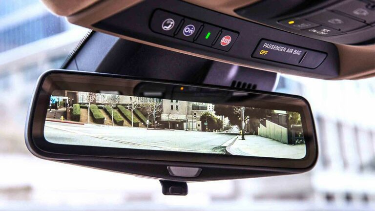 7 Best Rear View Mirror Camera in 2023 (Ranked & Reviewed)